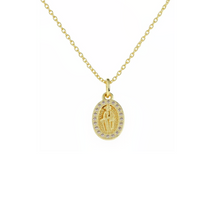 Colar Oval Cristo